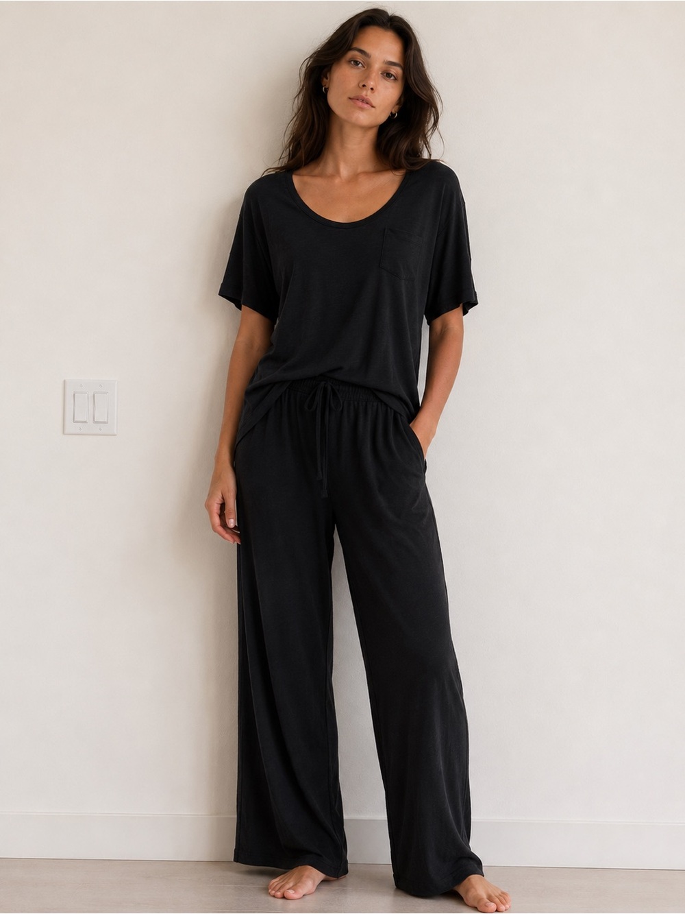James Perse Black Relaxed Pocket Tee Size 2